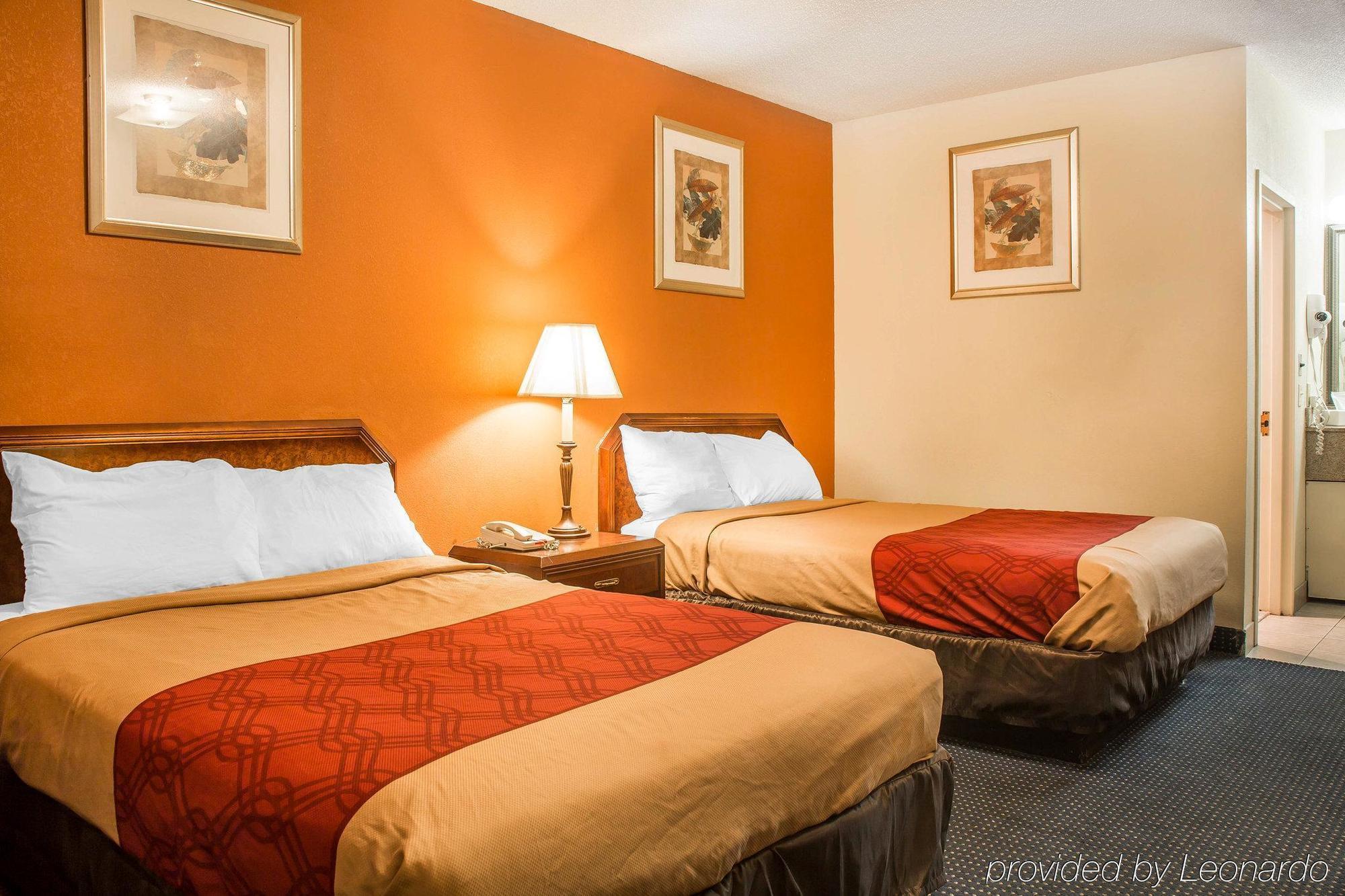 Red Carpet Inn Νόργουοκ Εξωτερικό φωτογραφία