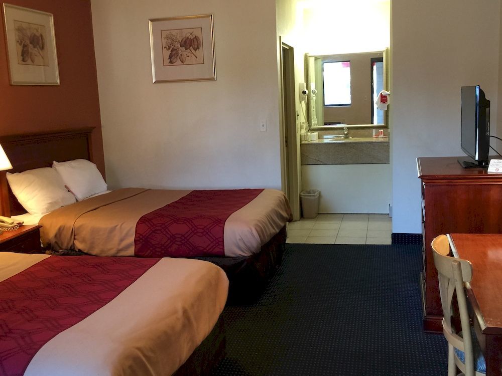 Red Carpet Inn Νόργουοκ Εξωτερικό φωτογραφία