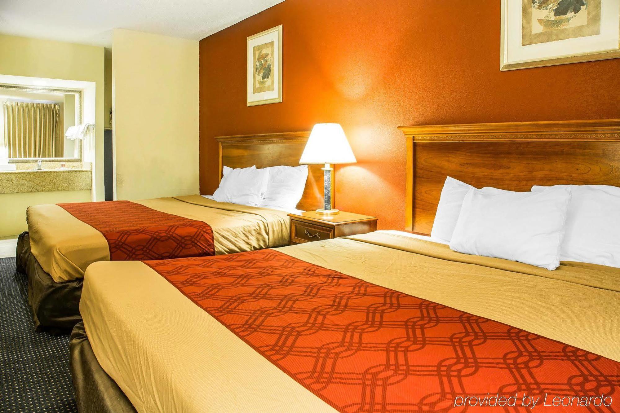 Red Carpet Inn Νόργουοκ Εξωτερικό φωτογραφία